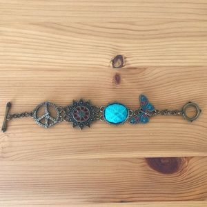 Vintage Peace Brace Lace